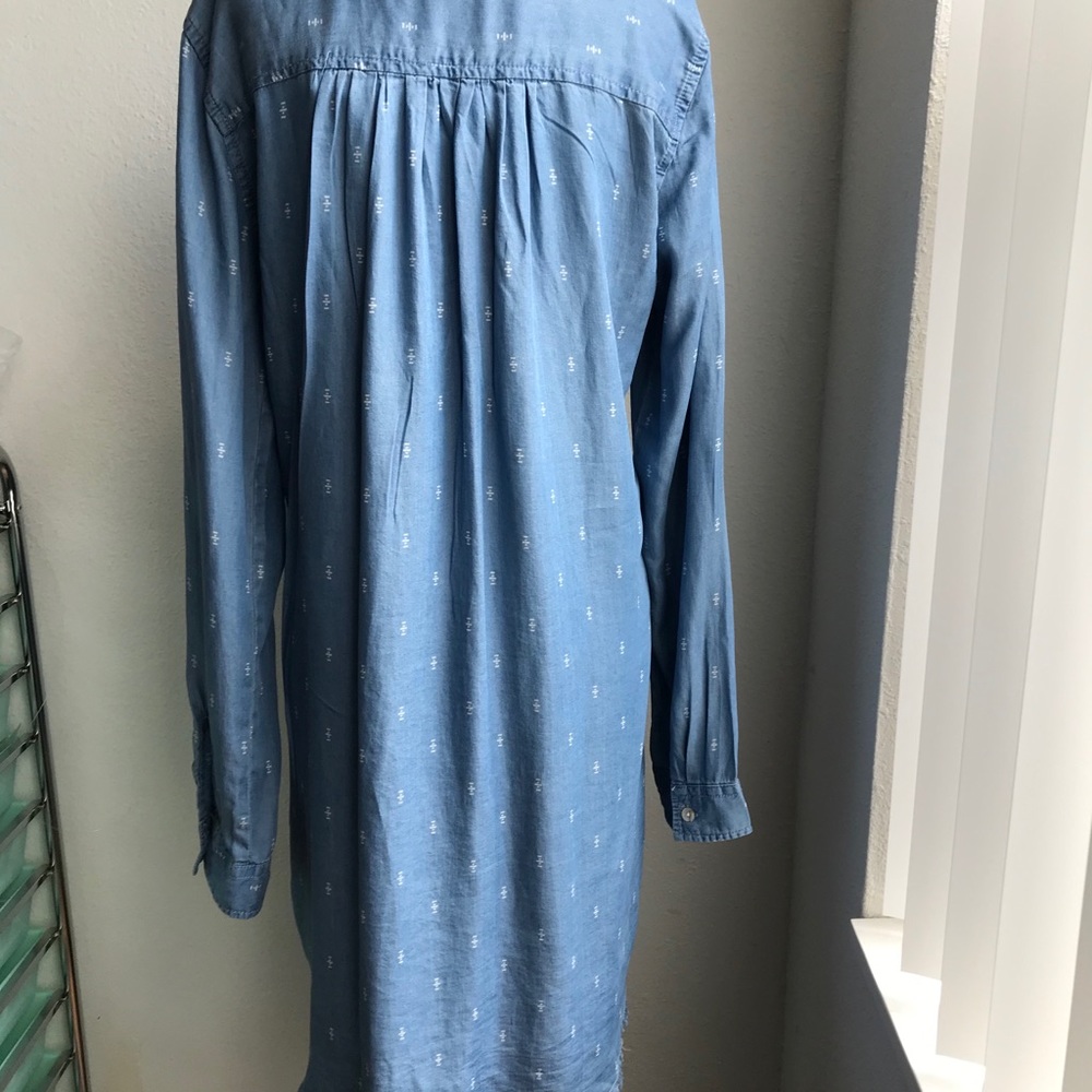 Dress - Picture 2 of 5